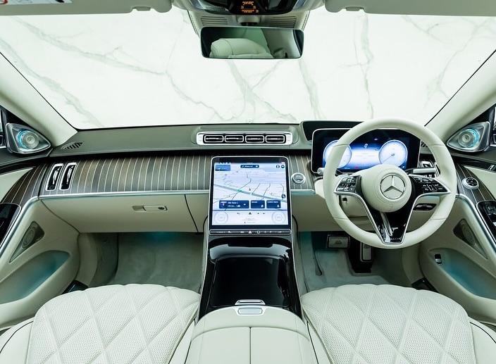 The crown jewel of automotive excellence.The 2024 Mercedes-Benz S580 Maybach ,en route, touching (2)