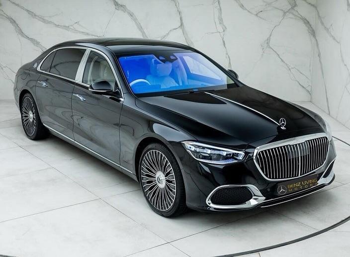 The crown jewel of automotive excellence.The 2024 Mercedes-Benz S580 Maybach ,en route, touching (6)