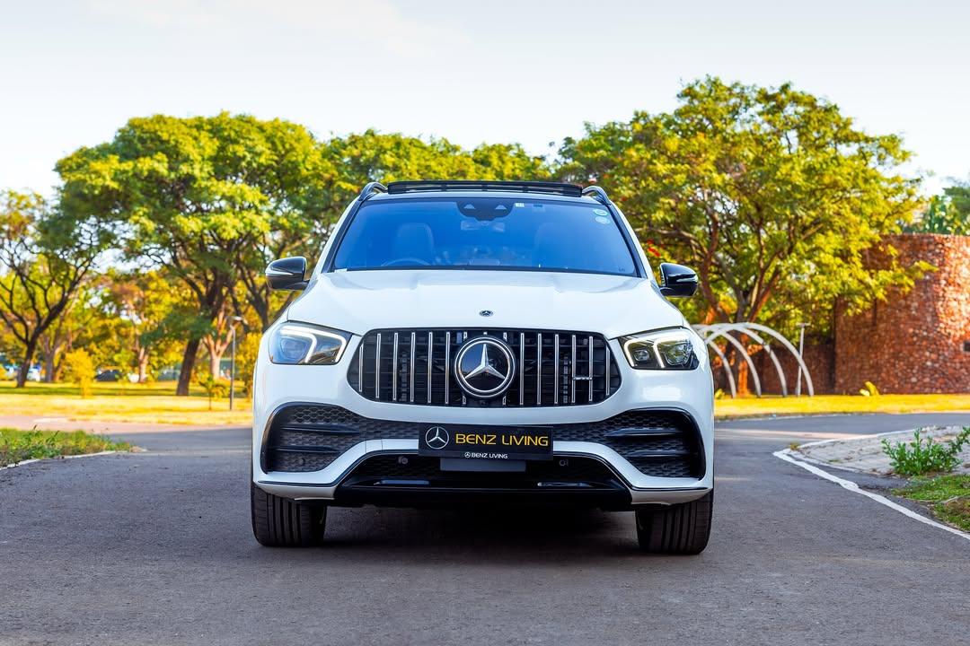 The 2021 Mercedes benz GLE53 AMG 4MATIC+. Finished in Diamond white with red designo AMG comfort (1)